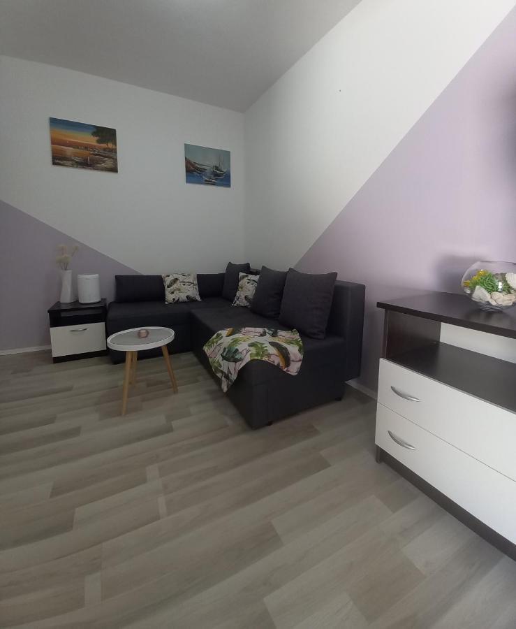 Appartamento Apartman Maja Kaštela Esterno foto